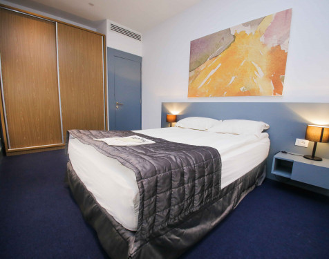 АПАРТАМЕНТЫ